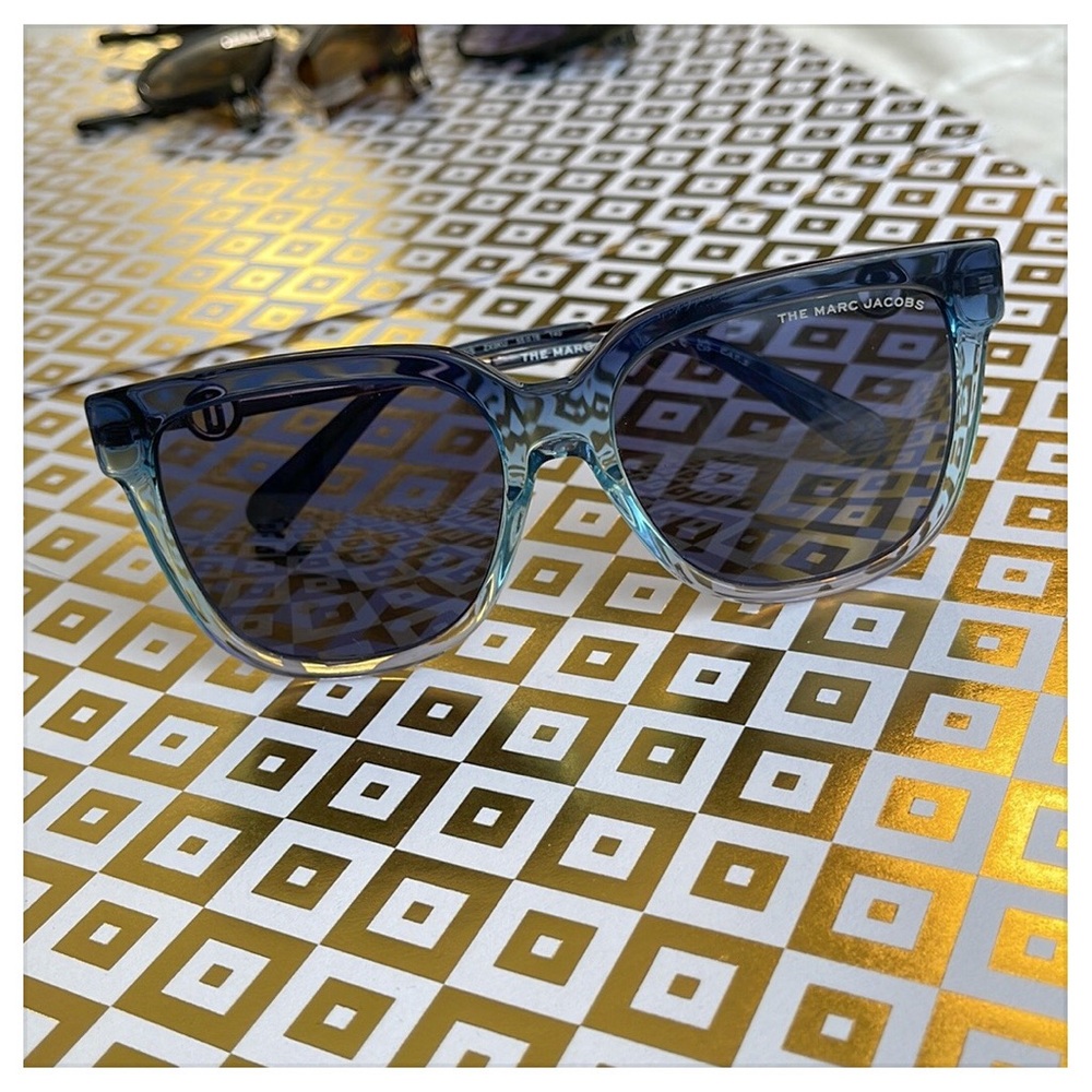 Authentic Marc Jacobs Tortoiseshell Sunglasses St… - image 1